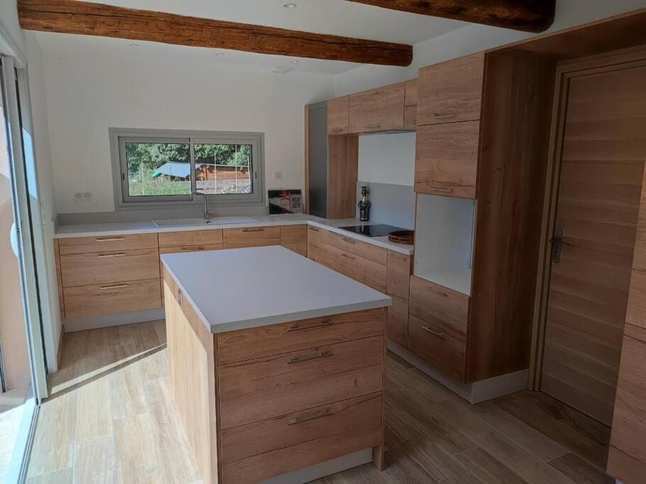 Villa La Treille Сен-Максимен-ла-Сент-Бом Экстерьер фото